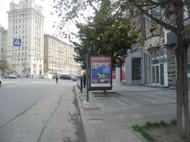 pl._Pozu_Luxemburg_-_per._Pletnevskiy_A